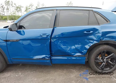 2025 Volkswagen Atlas Cross Sport 2.0T Sel R-Line Black z USA, uszkodzony, nr VIN 1V2AE2CA2SC211450